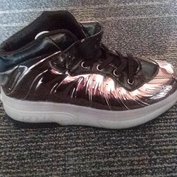 Im selling weelies - Picture 2 of 4